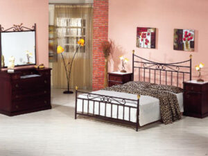 Κρεβατοκάμαρα Παραδοσιακή